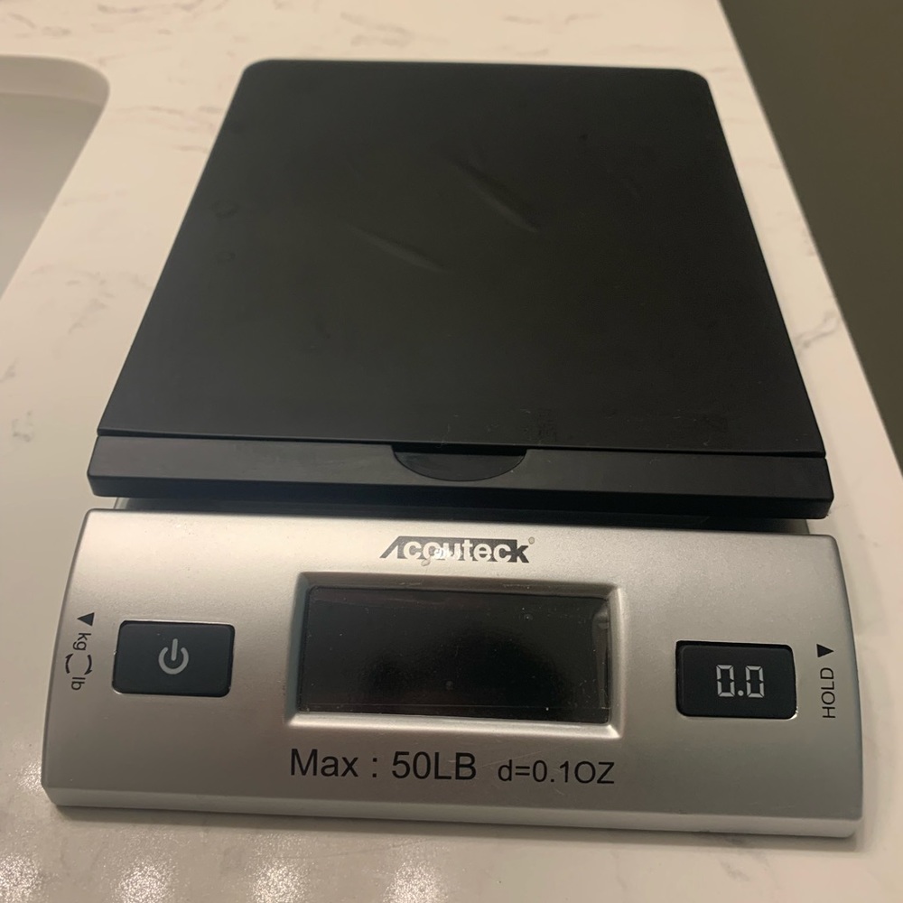 Accutek Shipping Scale (up to 50lbs)